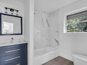 6831 Greene St, Hollywood FL 33024