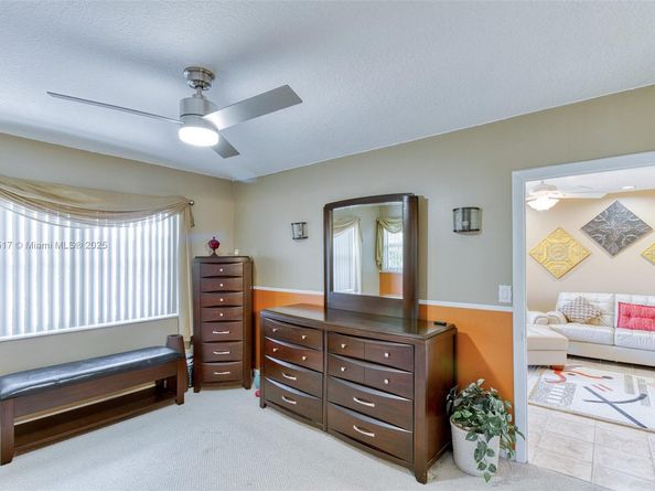 1400 NE 57th Ct 301, Fort Lauderdale FL 33334