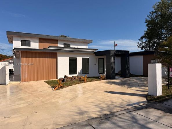 935 SW 72nd Ave, Miami FL 33144