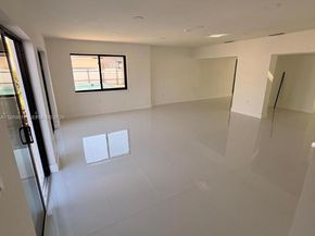 935 SW 72nd Ave, Miami FL 33144