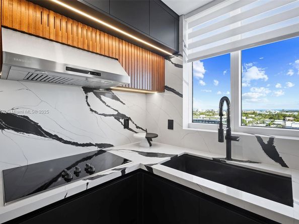 650 West Ave 1002, Miami Beach FL 33139