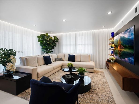 650 West Ave 1002, Miami Beach FL 33139