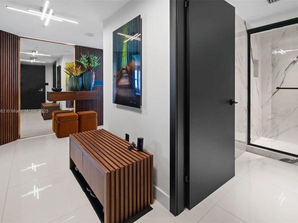 650 West Ave 1002, Miami Beach FL 33139