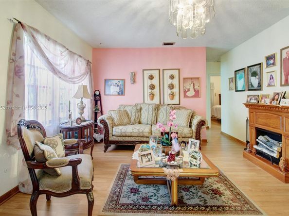 3600 NW 19th Ter, Miami FL 33125