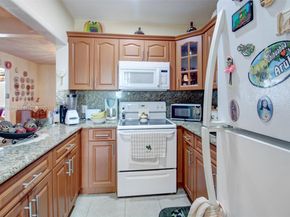 3600 NW 19th Ter, Miami FL 33125
