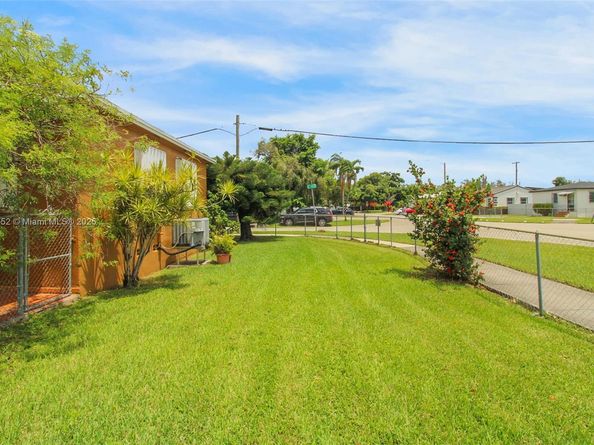 3600 NW 19th Ter, Miami FL 33125