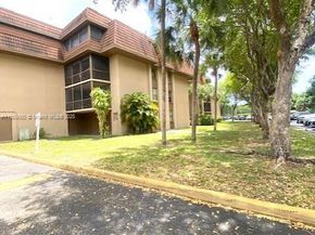665 NE 195th St 419, Miami FL 33179