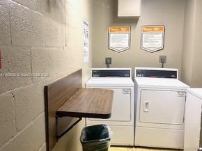 665 NE 195th St 419, Miami FL 33179