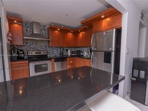 665 NE 195th St 419, Miami FL 33179