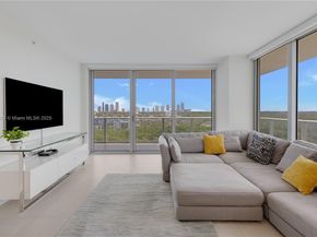 16385 Biscayne Blvd 1221, North Miami Beach FL 33160