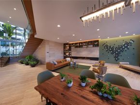 16385 Biscayne Blvd 1221, North Miami Beach FL 33160