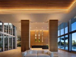 16385 Biscayne Blvd 1221, North Miami Beach FL 33160