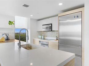 16385 Biscayne Blvd 1221, North Miami Beach FL 33160