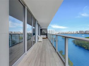 16385 Biscayne Blvd 1221, North Miami Beach FL 33160