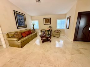 2725 SW 102nd Ave, Miami FL 33165