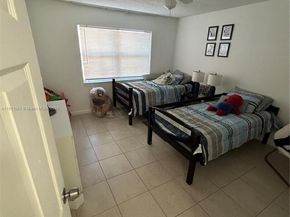 17901 NW 68th Ave T207, Hialeah FL 33015