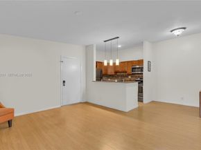 9415 W McNab Rd 204, Tamarac FL 33321