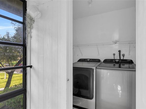 9415 W McNab Rd 204, Tamarac FL 33321