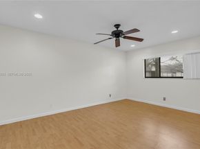 9415 W McNab Rd 204, Tamarac FL 33321