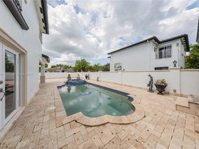 6102 SW 159th Ct, Miami FL 33193