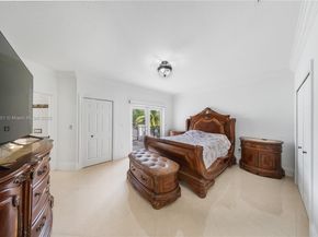 6102 SW 159th Ct, Miami FL 33193