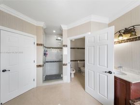 6102 SW 159th Ct, Miami FL 33193