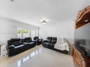 6102 SW 159th Ct, Miami FL 33193