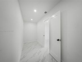 3021 SW 97th Ave, Miami FL 33165