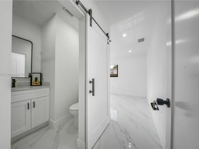 3021 SW 97th Ave, Miami FL 33165