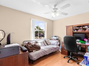 136 SW 169th Ave 136, Pembroke Pines FL 33027