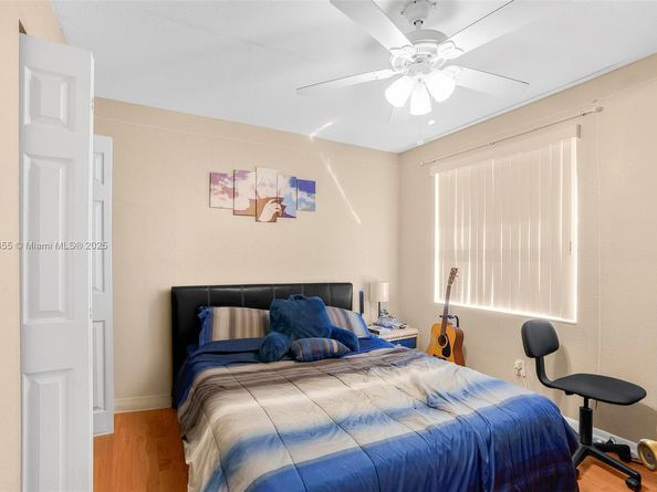 136 SW 169th Ave 136, Pembroke Pines FL 33027