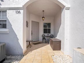 136 SW 169th Ave 136, Pembroke Pines FL 33027