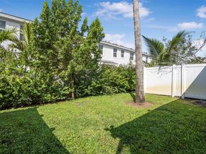 136 SW 169th Ave 136, Pembroke Pines FL 33027