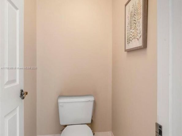 136 SW 169th Ave 136, Pembroke Pines FL 33027