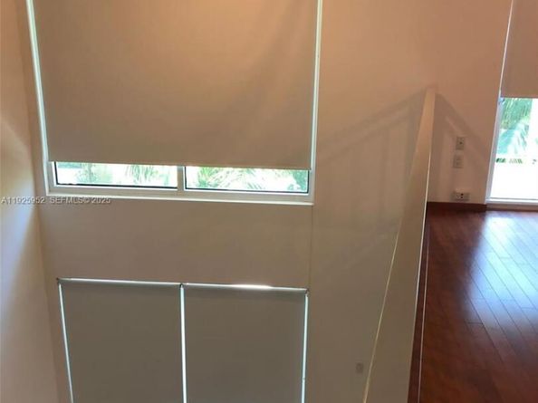 1650 Brickell Ave 111, Miami FL 33129