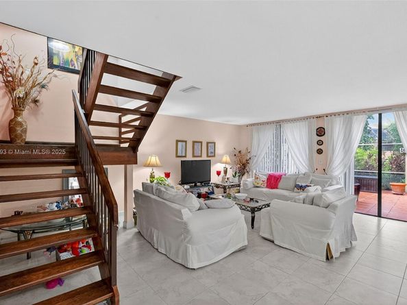 3402 Torremolinos Ave F35, Doral FL 33178