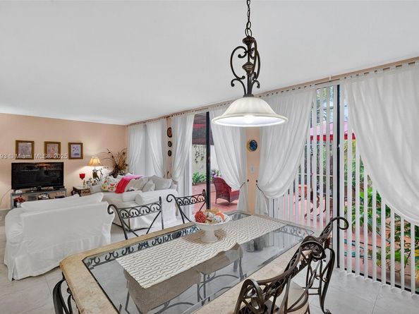 3402 Torremolinos Ave F35, Doral FL 33178