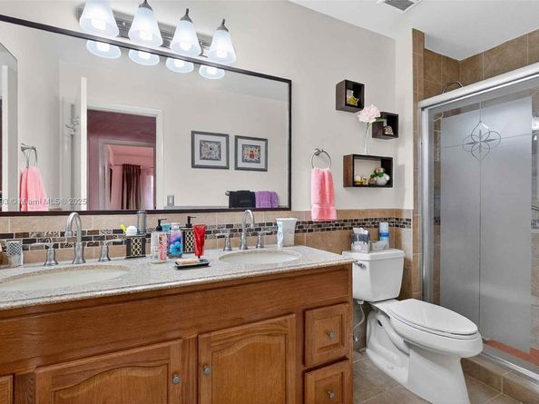 3402 Torremolinos Ave F35, Doral FL 33178