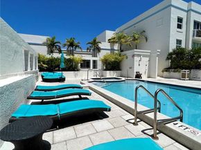 9172 Collins Ave 214, Surfside FL 33154