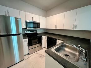 9172 Collins Ave 214, Surfside FL 33154