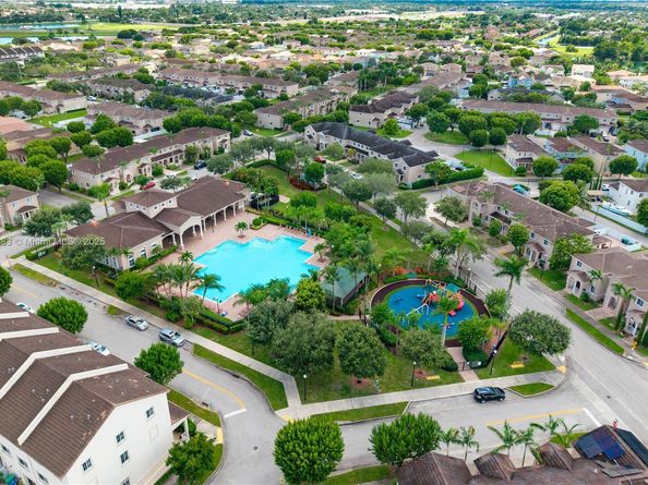 14254 SW 272nd St, Homestead FL 33032