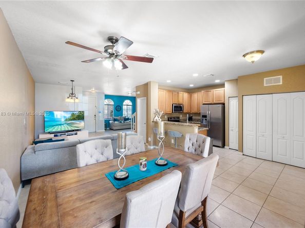 14254 SW 272nd St, Homestead FL 33032