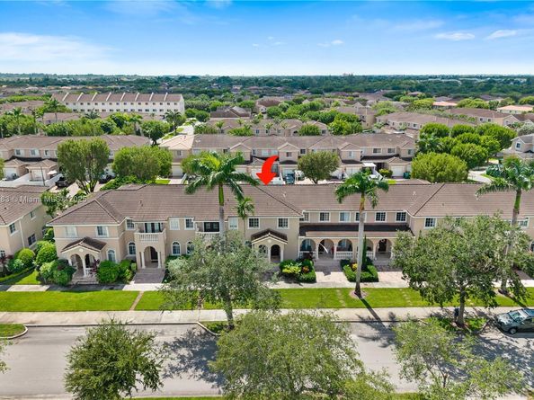14254 SW 272nd St, Homestead FL 33032