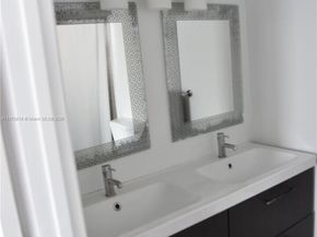 6855 Abbott Ave 703, Miami Beach FL 33141