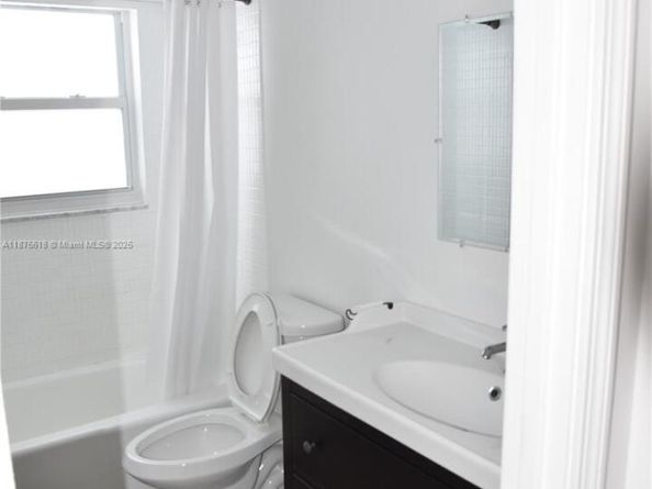 6855 Abbott Ave 703, Miami Beach FL 33141