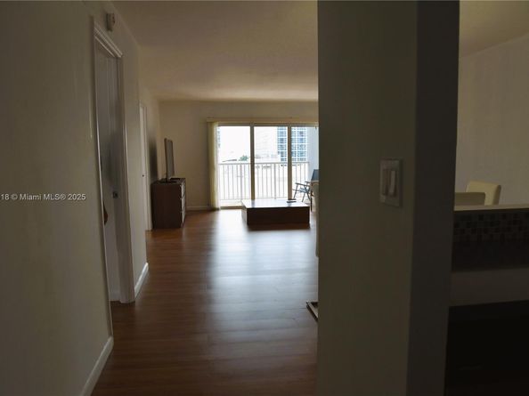 6855 Abbott Ave 703, Miami Beach FL 33141
