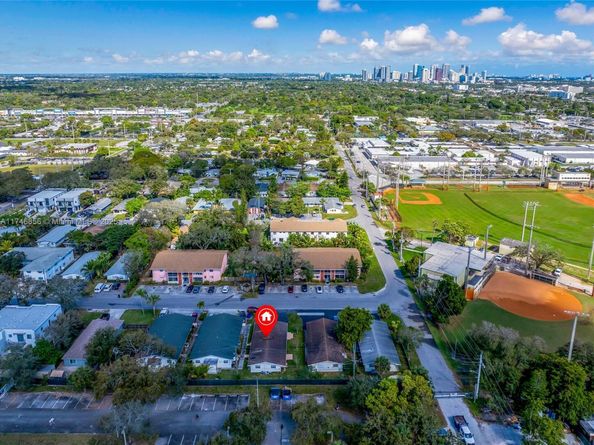 808 SW 30th St, Fort Lauderdale FL 33315