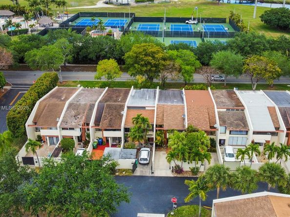 7673 SW 103rd Pl, Miami FL 33173