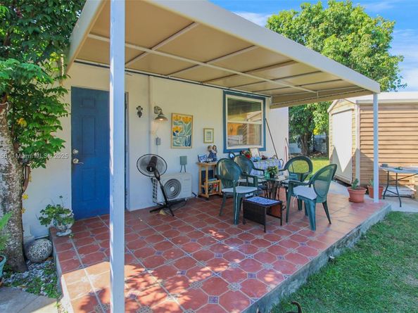 9755 SW 161st St, Miami FL 33157