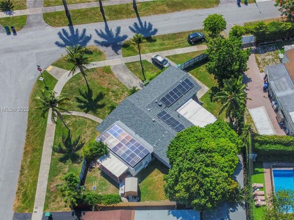 9755 SW 161st St, Miami FL 33157